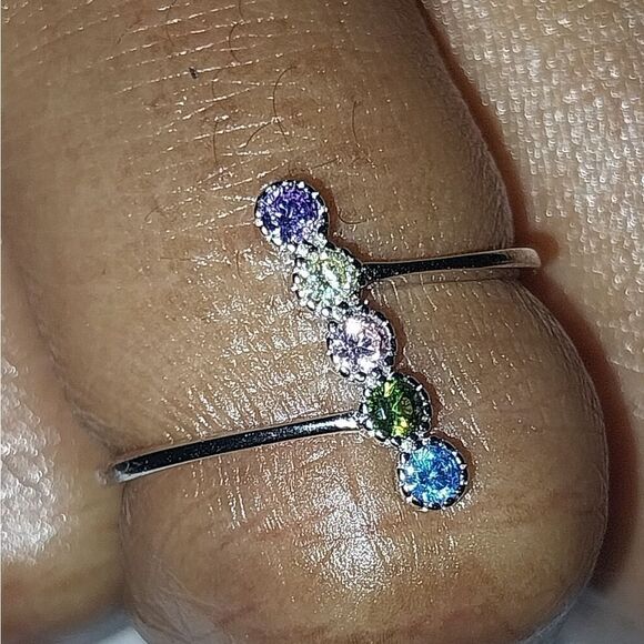Multi-colored  ring size 6 - Picture 4 of 7